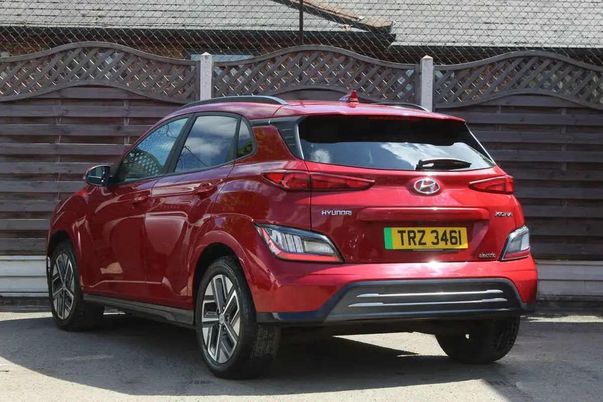 2022-hyundai-kona-e-premium-204ps-64kwh-7kw-obc-big-10