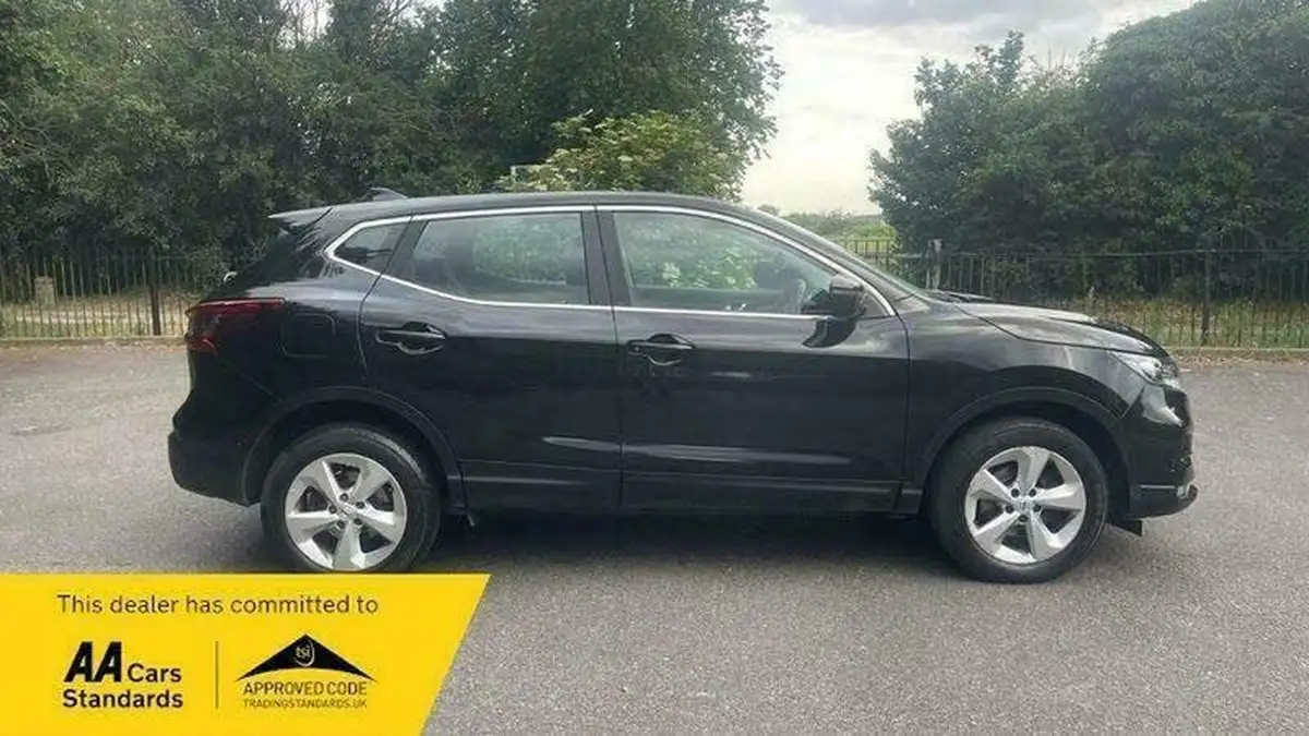 2019-nissan-qashqai-13-dig-t-acenta-premium-140ps-big-7