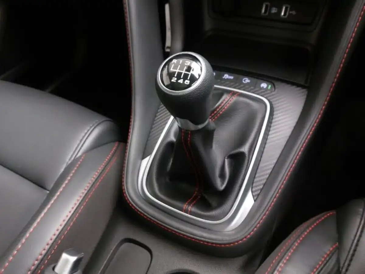 2023-mg-zs-suv-10t-gdi-exclusive-big-16