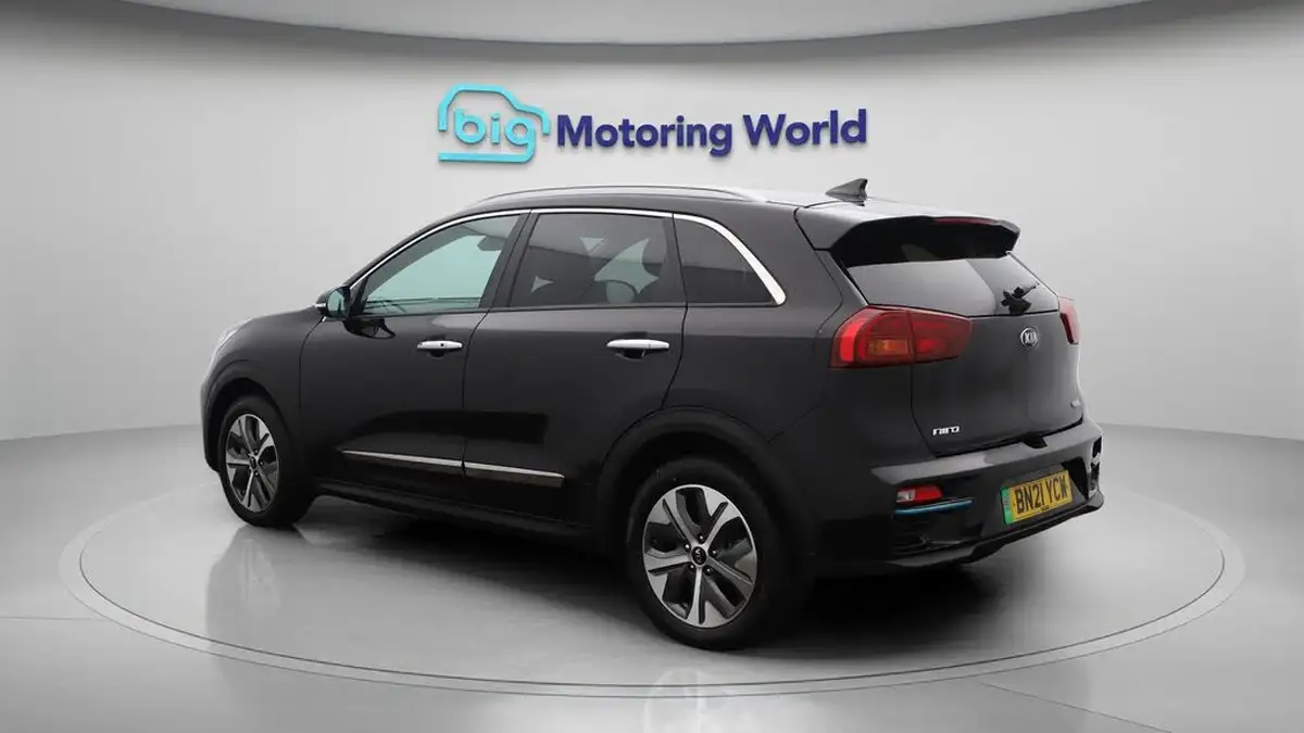 2021-kia-e-niro-ev-4-big-5