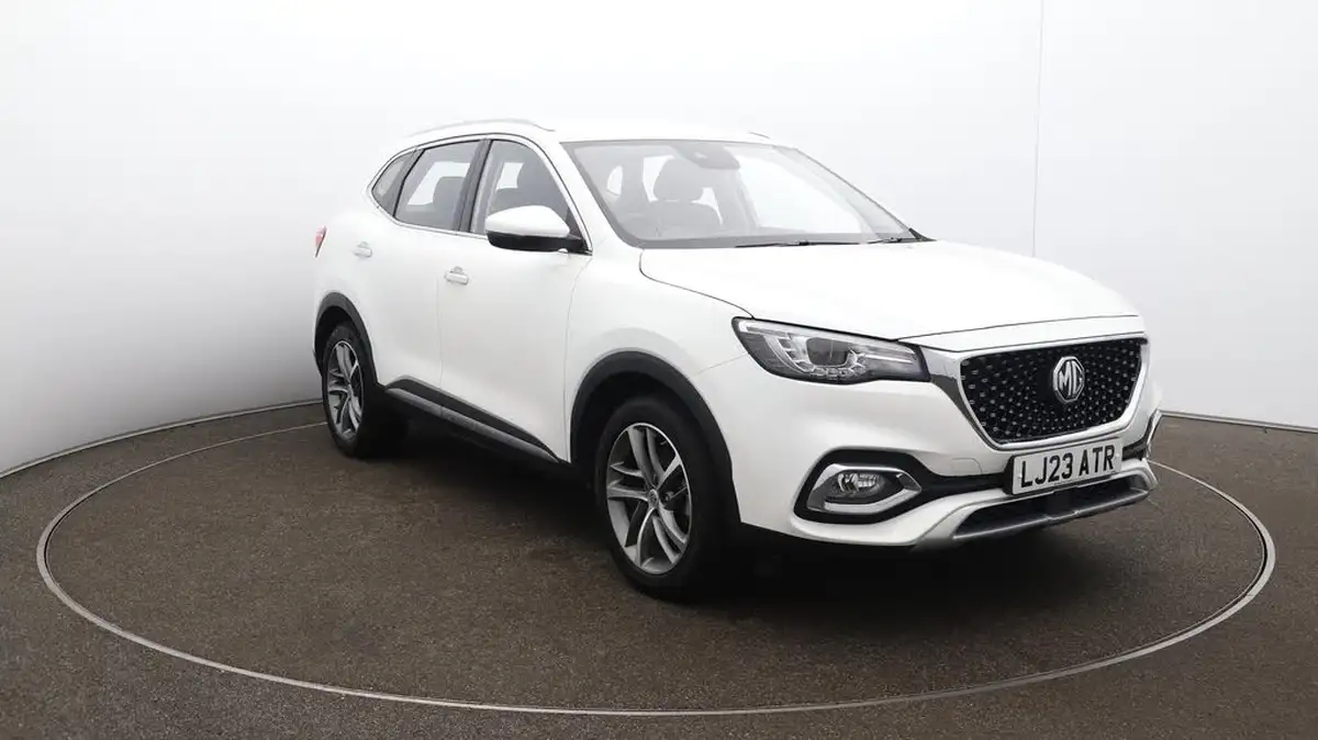 2023-mg-hs-15t-gdi-excite-162ps-dct-big-41