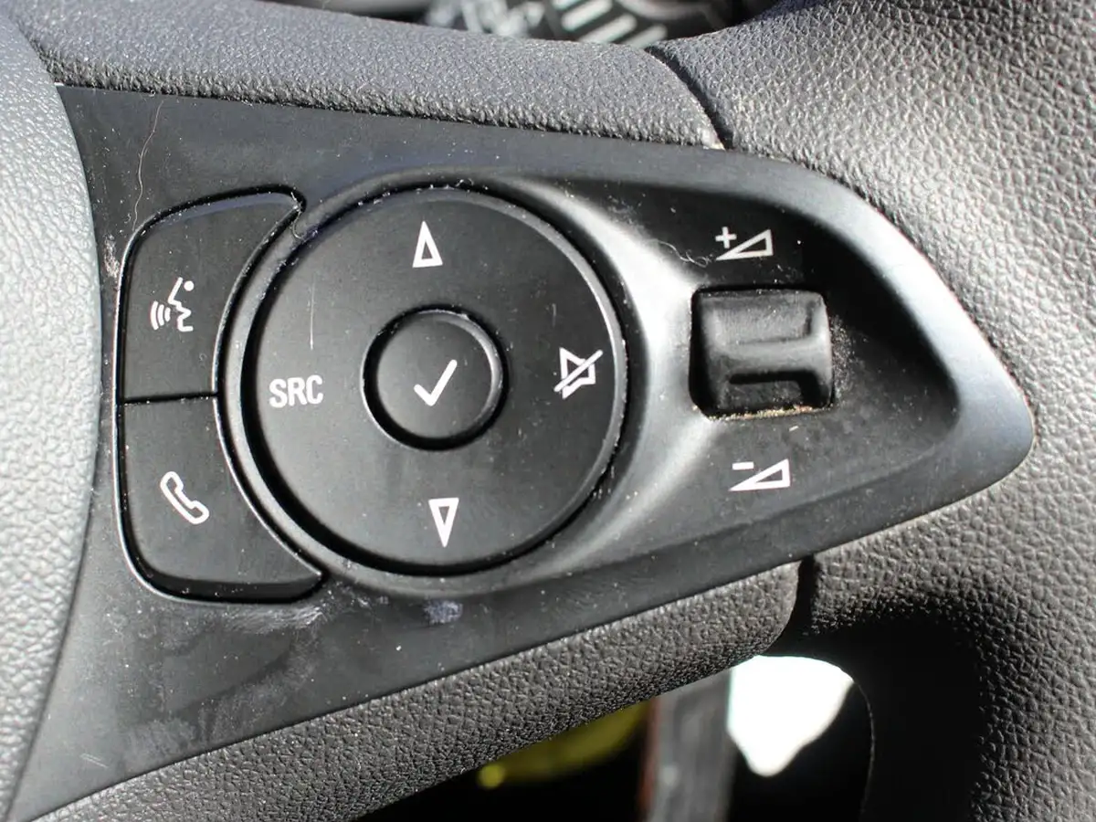 2021-vauxhall-combo-life-12i-edition-big-21