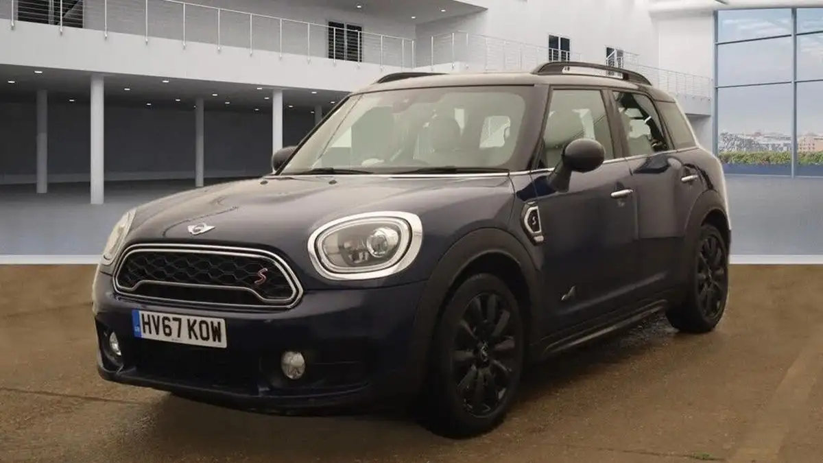 2017-mini-countryman-20-cooper-s-ss-all4-big-2