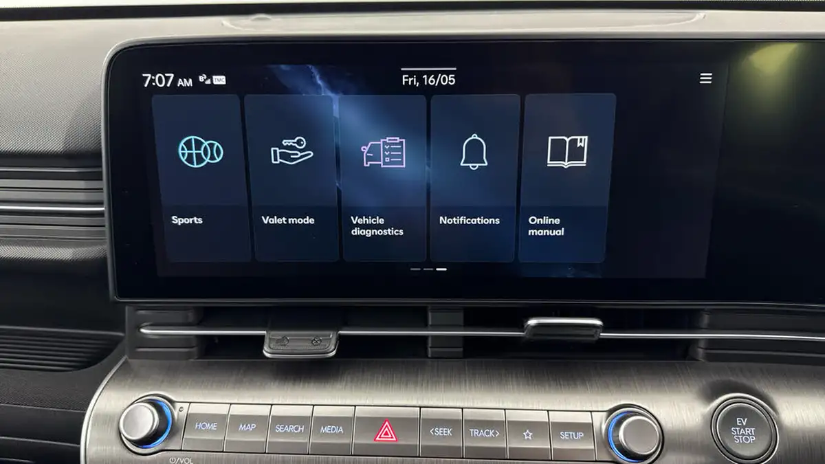 2024-hyundai-kona-e-advance-156ps-48kwh-big-16