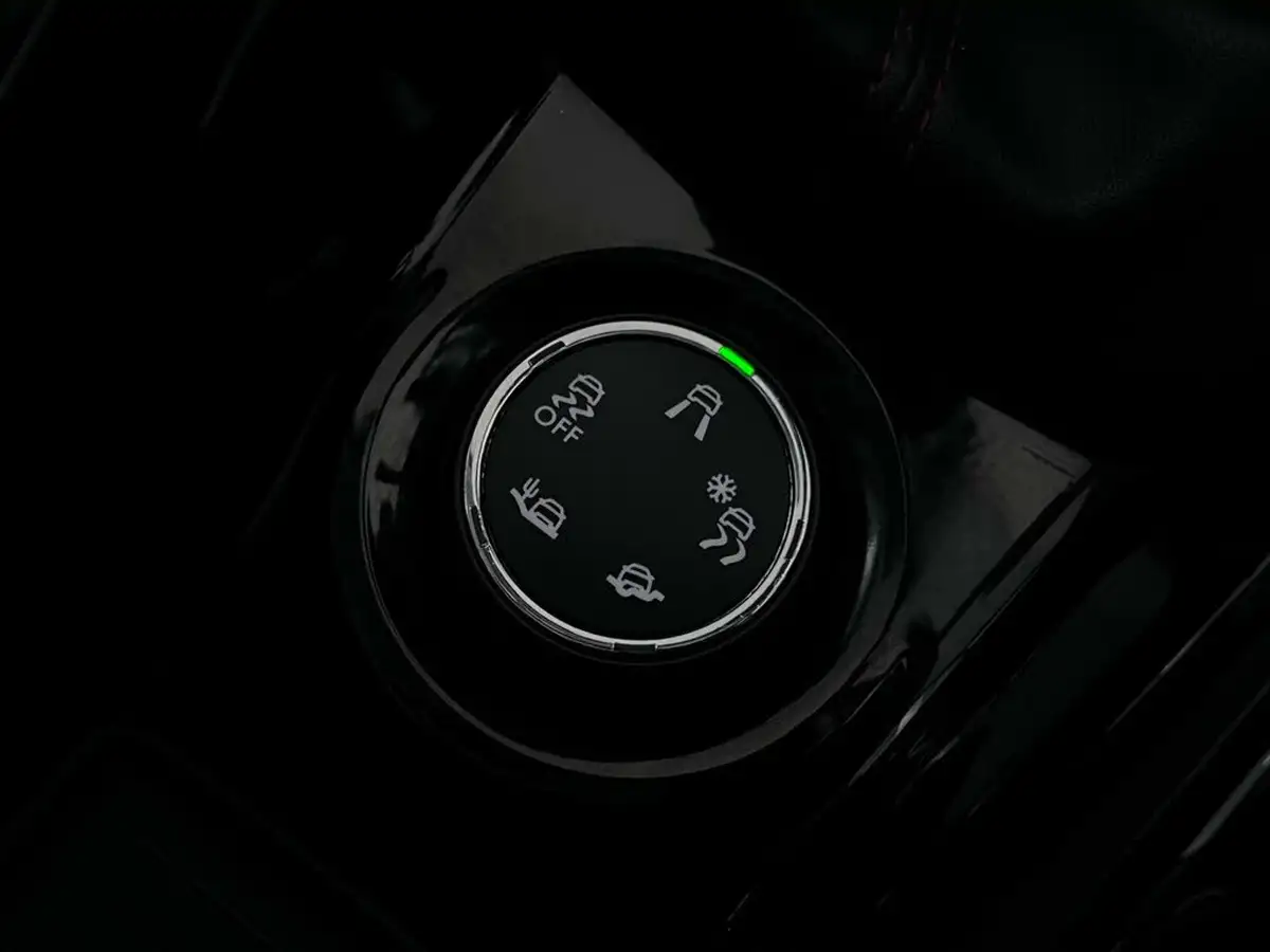 2019-peugeot-2008-suv-12-puretech-gt-line-110bhp-eat6-big-37