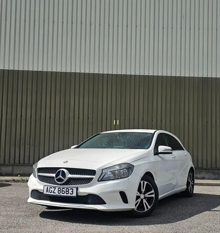 2016-mercedes-benz-a-class-15d-a180d-se-ss-big-0