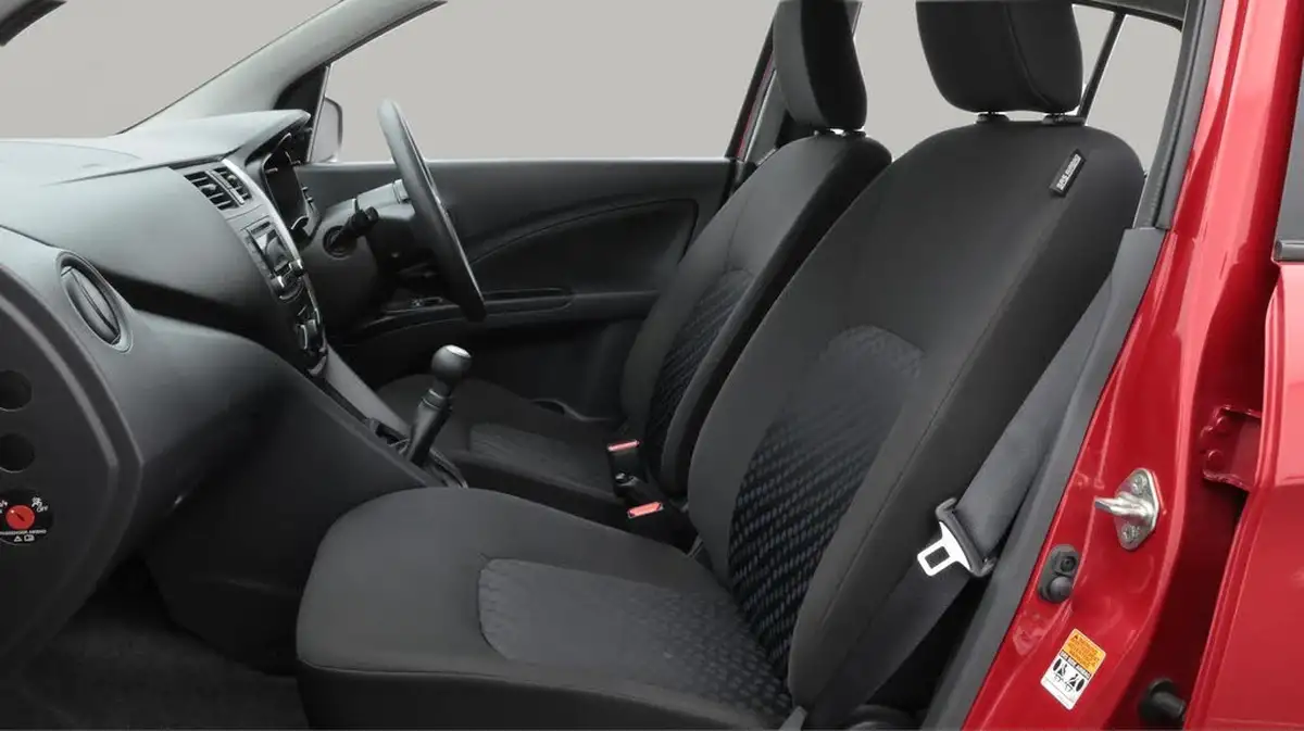 2019-suzuki-celerio-10-sz3-dualjet-big-14
