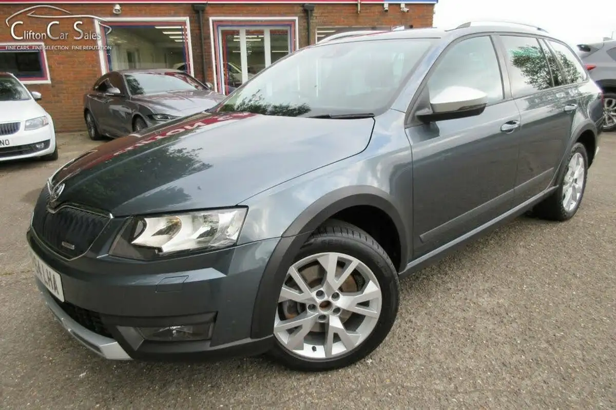 2014-skoda-octavia-20tdi-scout-184ps-dsg-big-0