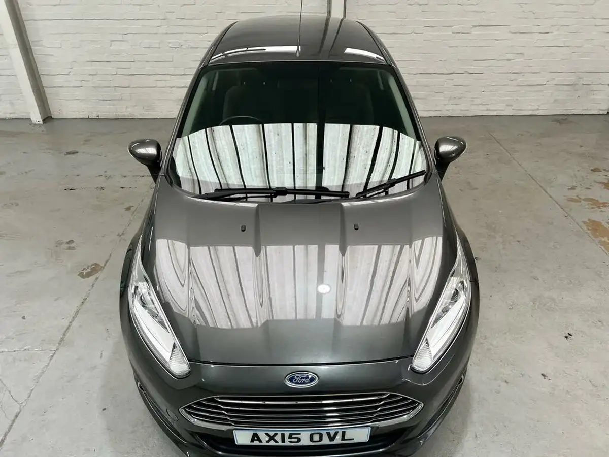 2015-ford-fiesta-125-zetec-3d-big-38