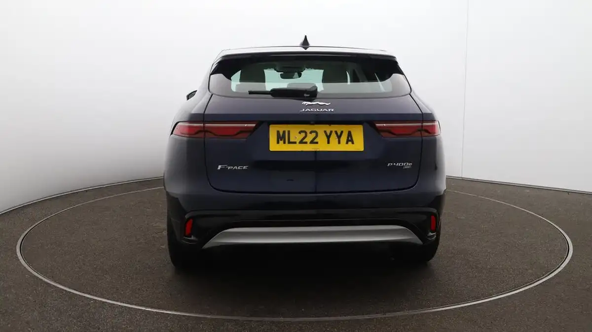 2022-jaguar-f-pace-20-p400e-s-big-54