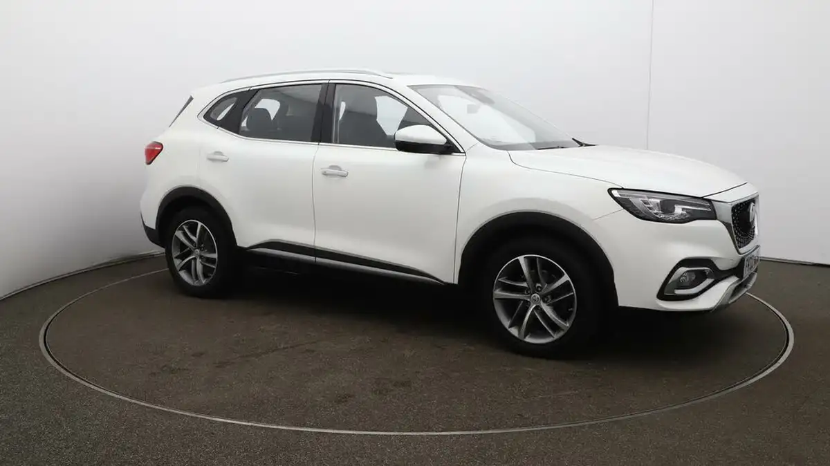 2022-mg-hs-15t-gdi-exclusive-162ps-dct-big-38