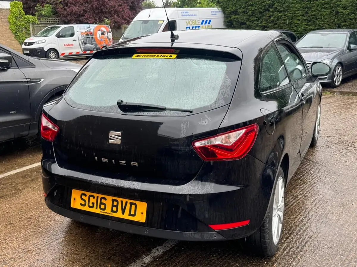 2016-seat-ibiza-10-vista-sportcoupe-3d-big-2