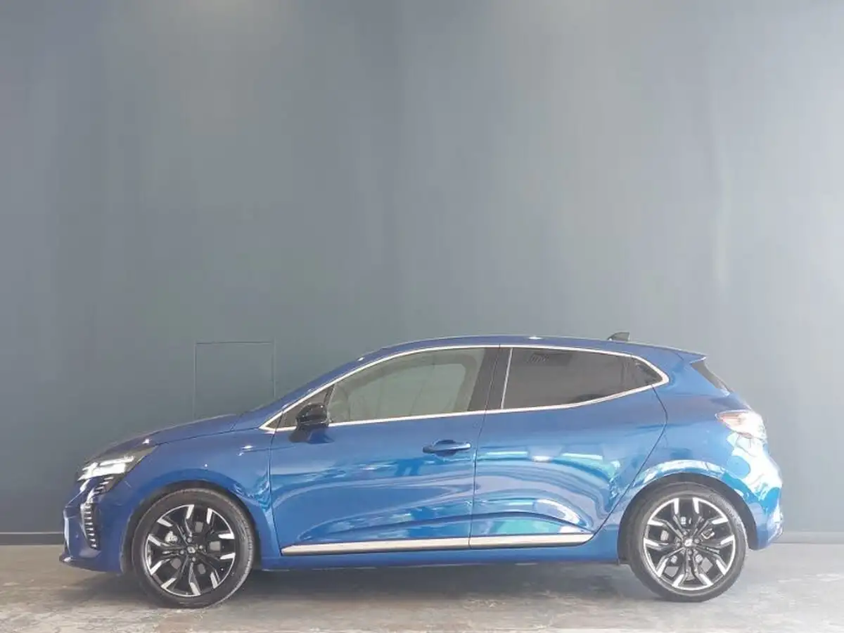 2024-renault-clio-16-techno-big-3