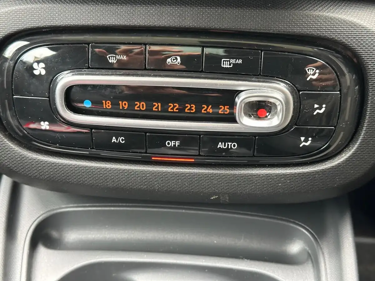 2015-smart-forfour-10-prime-ss-twinamic-big-26