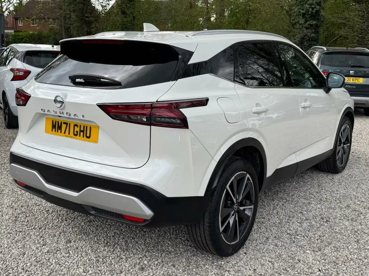 2021-nissan-qashqai-13-dig-t-tekna-158ps-xtronic-big-6