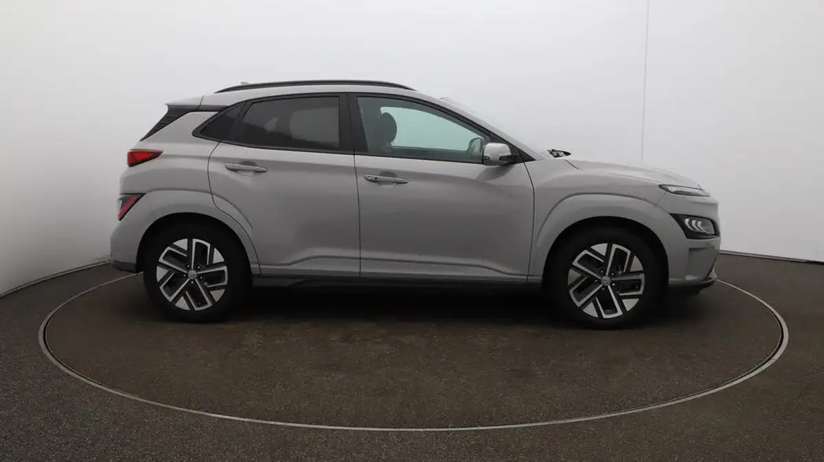 2022-hyundai-kona-e-premium-204ps-64kwh-7kw-obc-big-49