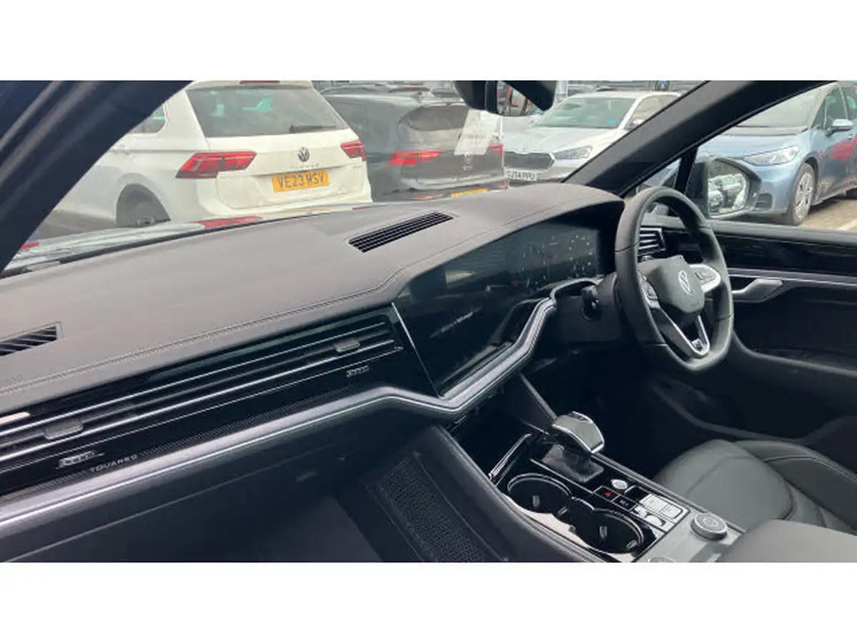 2024-volkswagen-touareg-30tdi-black-edition-286ps-big-1