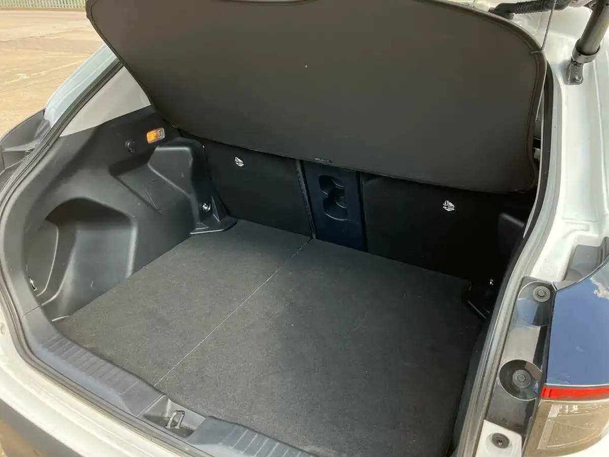 2023-toyota-yaris-cross-15-vvt-i-excel-awd-i-big-27