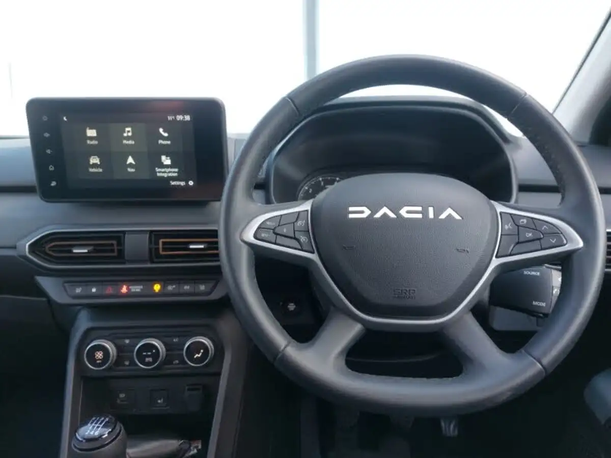 2023-dacia-sandero-stepway-10-tce-essential-90bhp-big-6