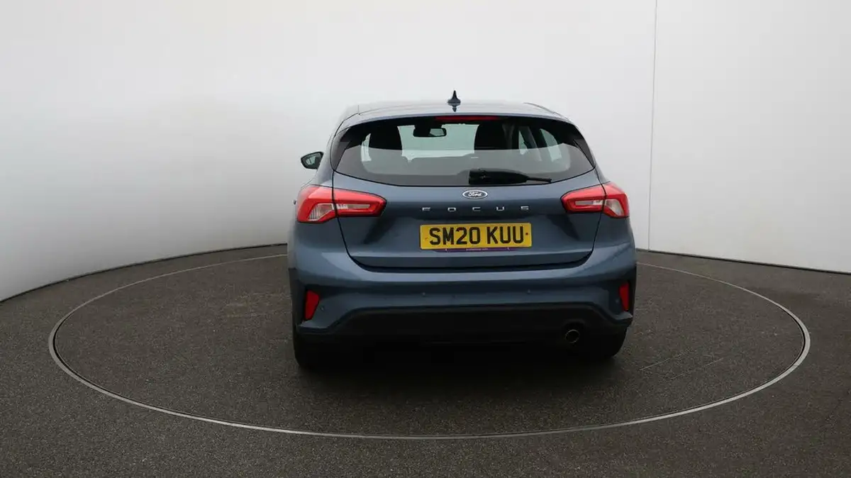 2020-ford-focus-15-titanium-hatchback-big-57