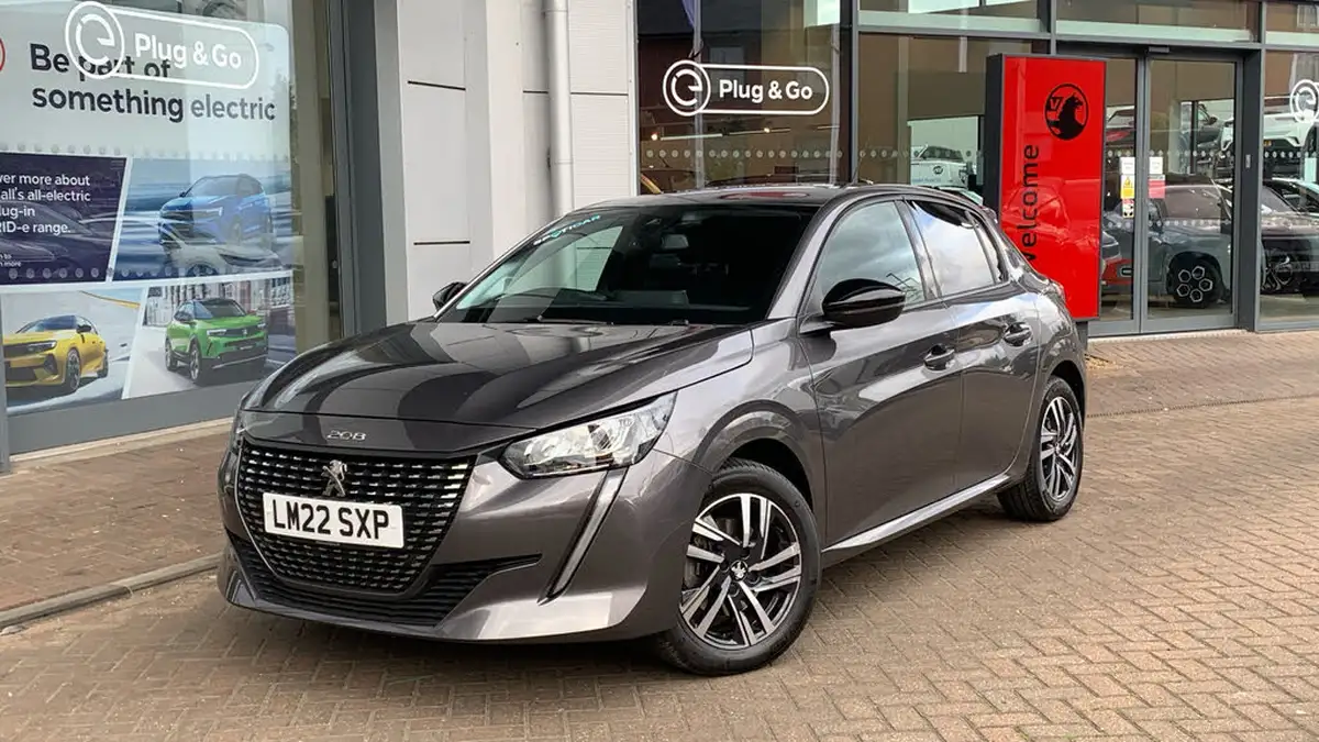 2022-peugeot-208-12-puretech-allure-premium-100bhp-eat8-big-6