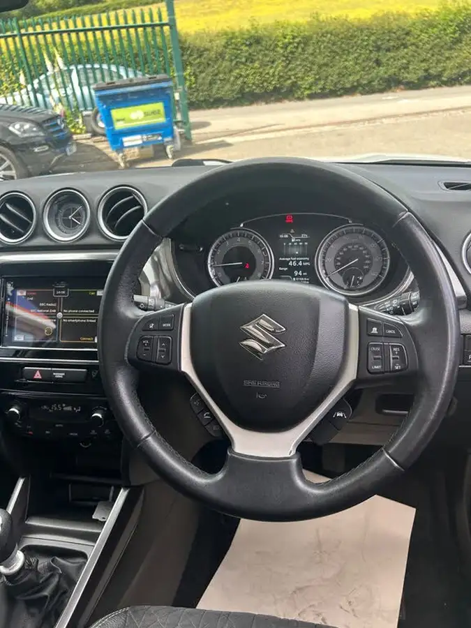 2019-suzuki-vitara-14-boosterjet-sz5-big-4