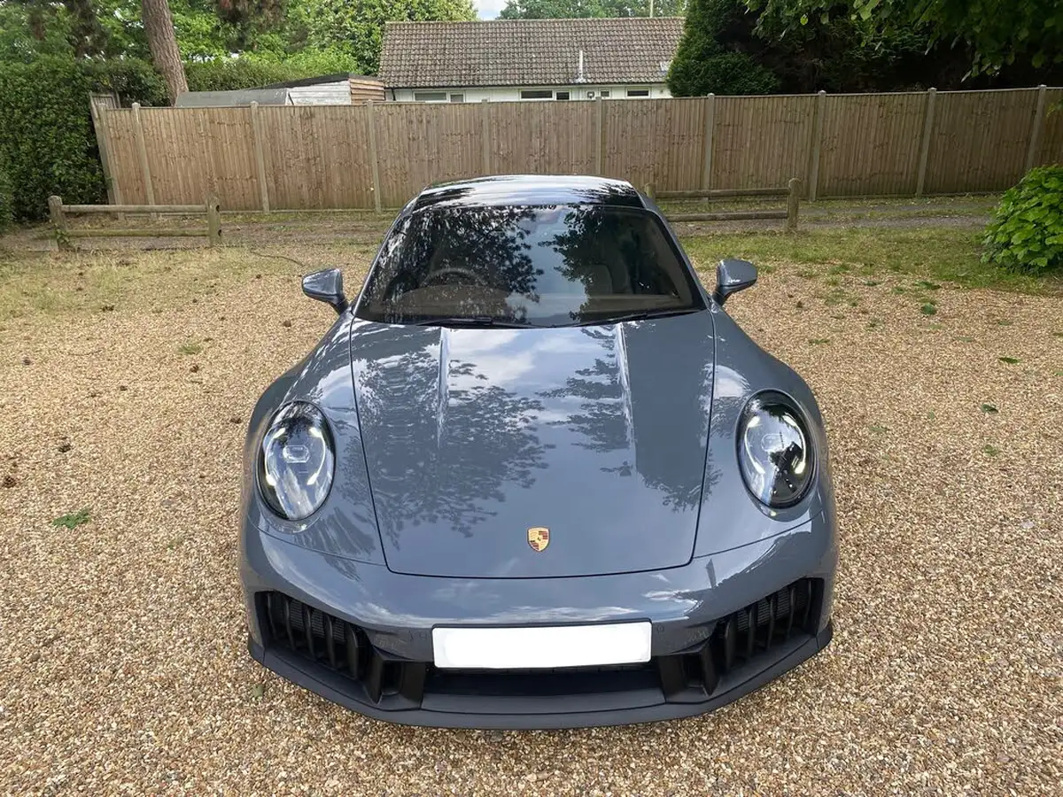 2025-porsche-911-30-carrera-gts-541ps-coupe-3591cc-pdk-big-7
