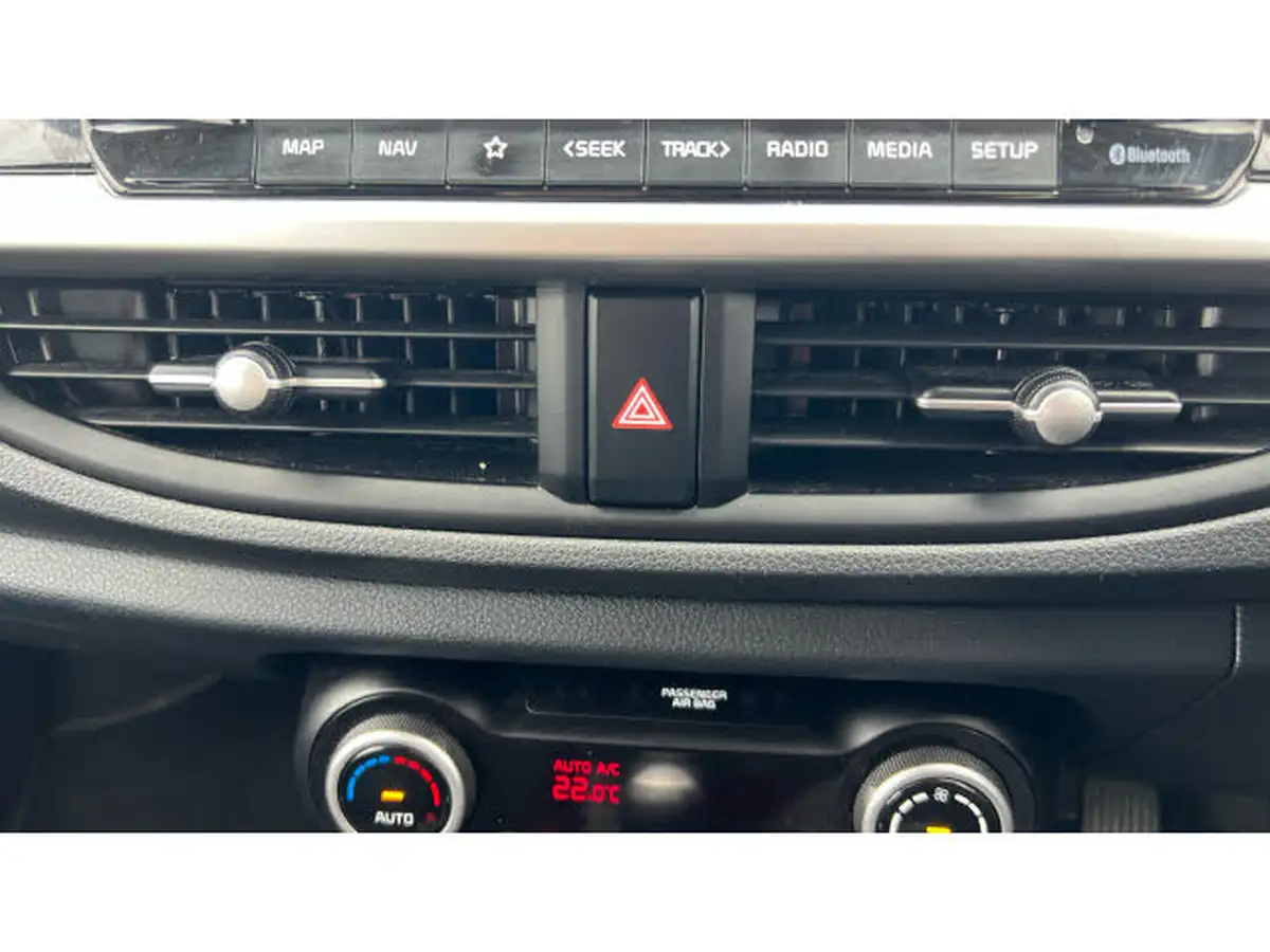 2021-kia-picanto-10-3-big-23