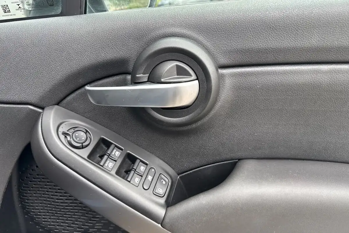 2018-fiat-500x-16-e-torq-urban-big-20