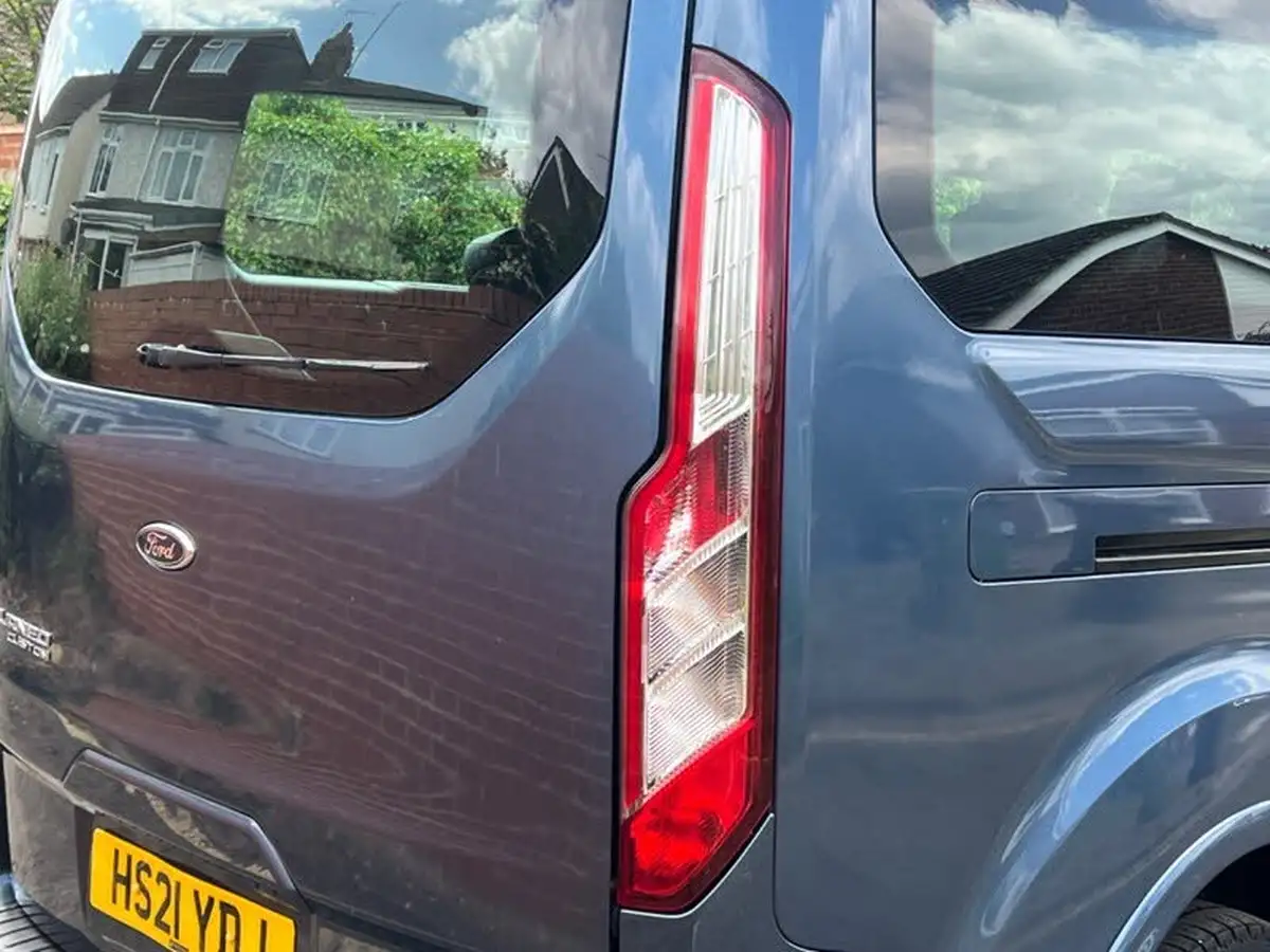 2021-ford-tourneo-custom-20tdci-320-l1-zetec-130pseu6dt-auto-big-23