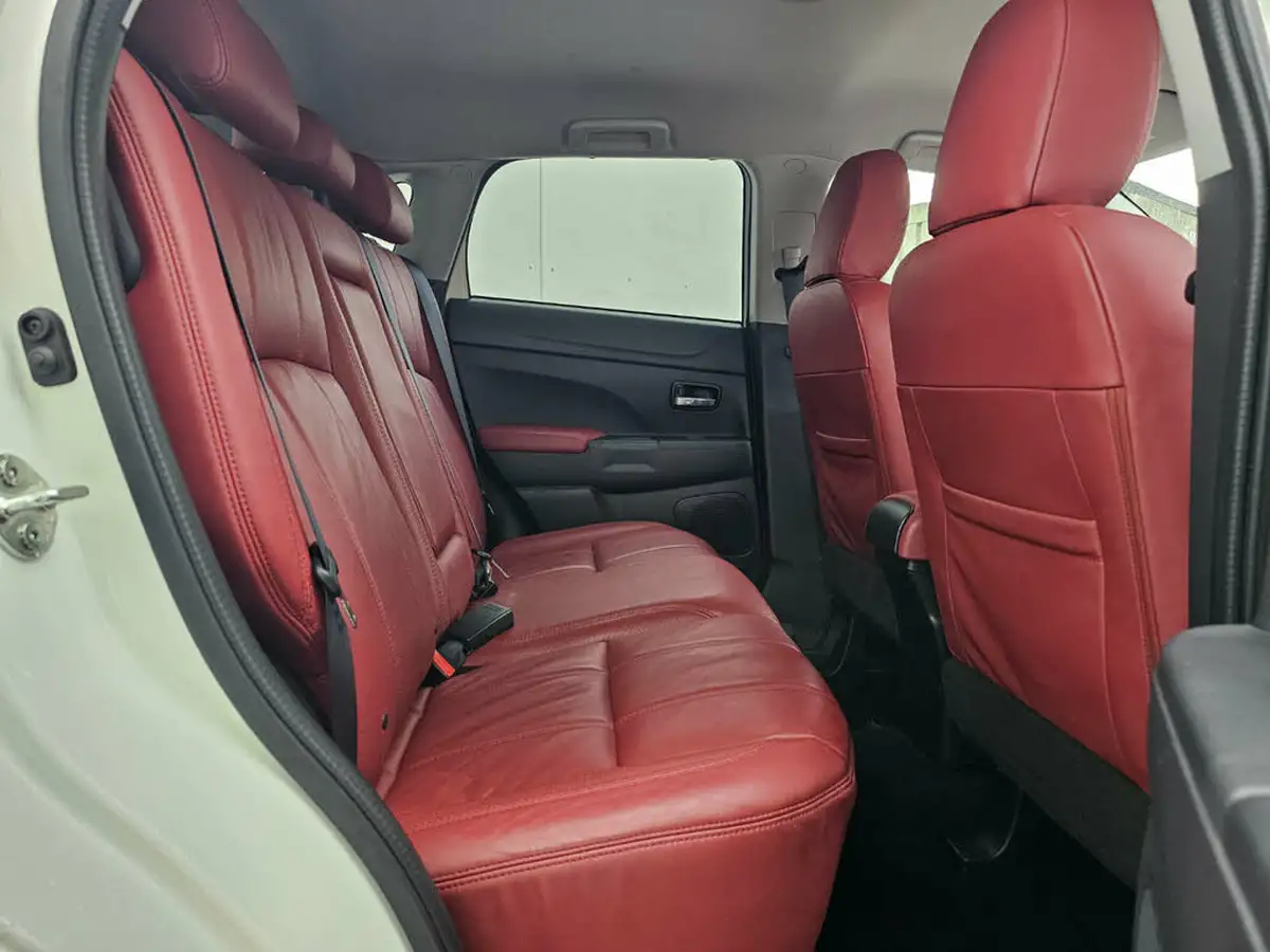 2018-mitsubishi-asx-16d-3-se-big-6