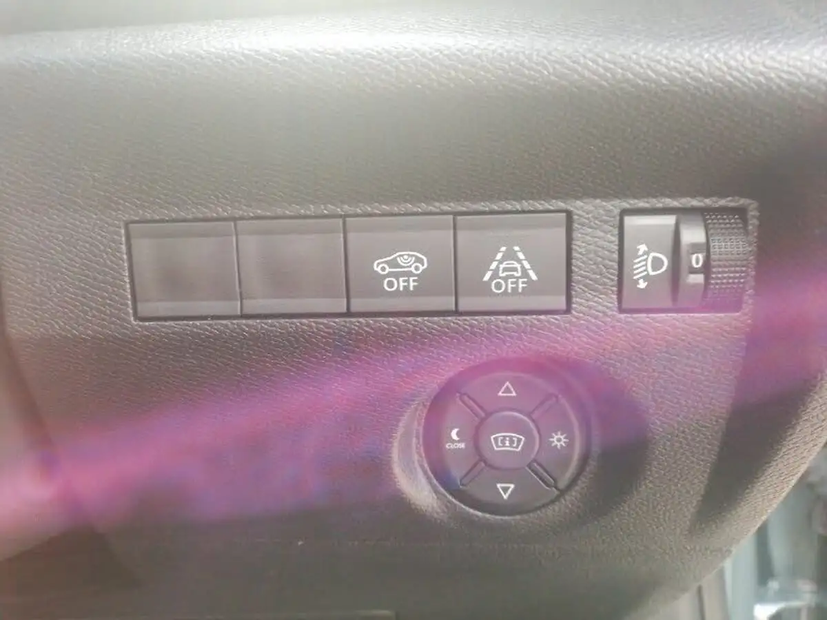 2022-citroen-c4-12-puretech-shine-130ps-big-13