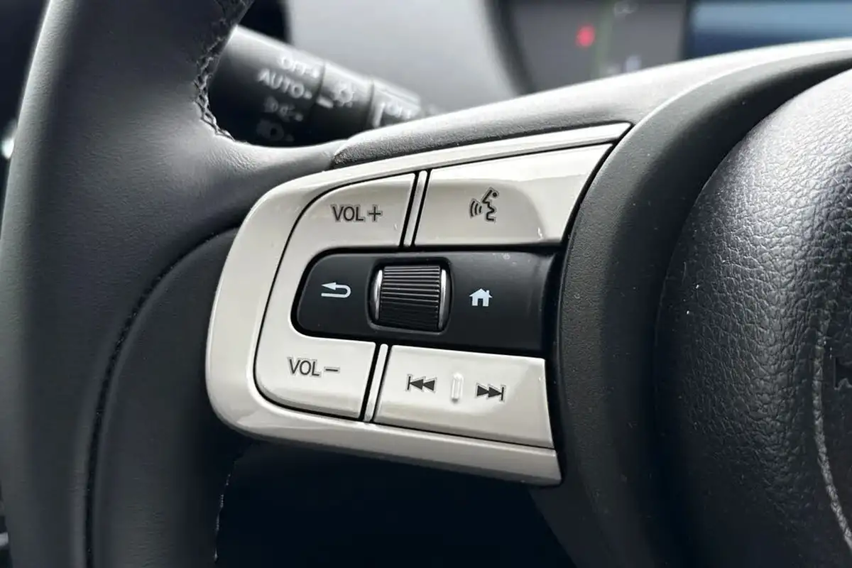 2024-honda-jazz-15-i-mmd-crosstar-advance-big-31
