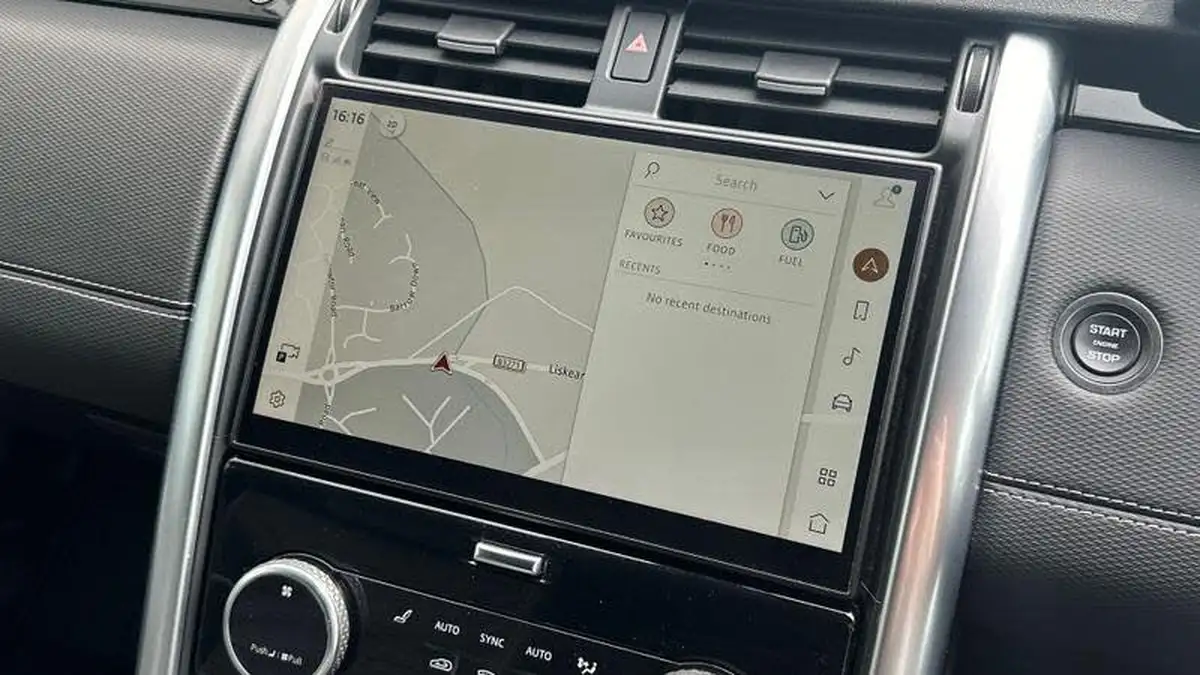 2023-land-rover-discovery-30-d300-commercial-dynamic-hse-big-10