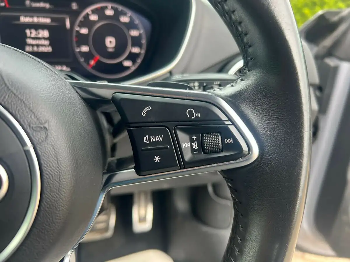 2015-audi-tt-coupe-20-tfsi-sport-ss-s-tronic-big-14
