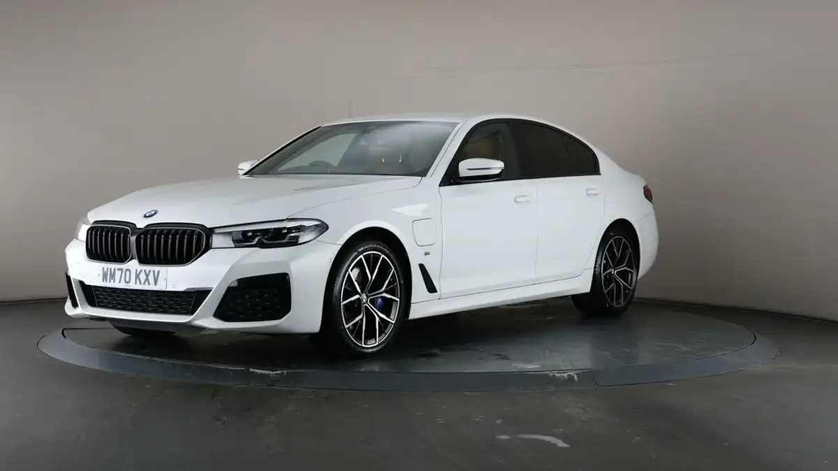 2021-bmw-5-series-20-530e-xdrive-m-sport-saloon-4d-big-37
