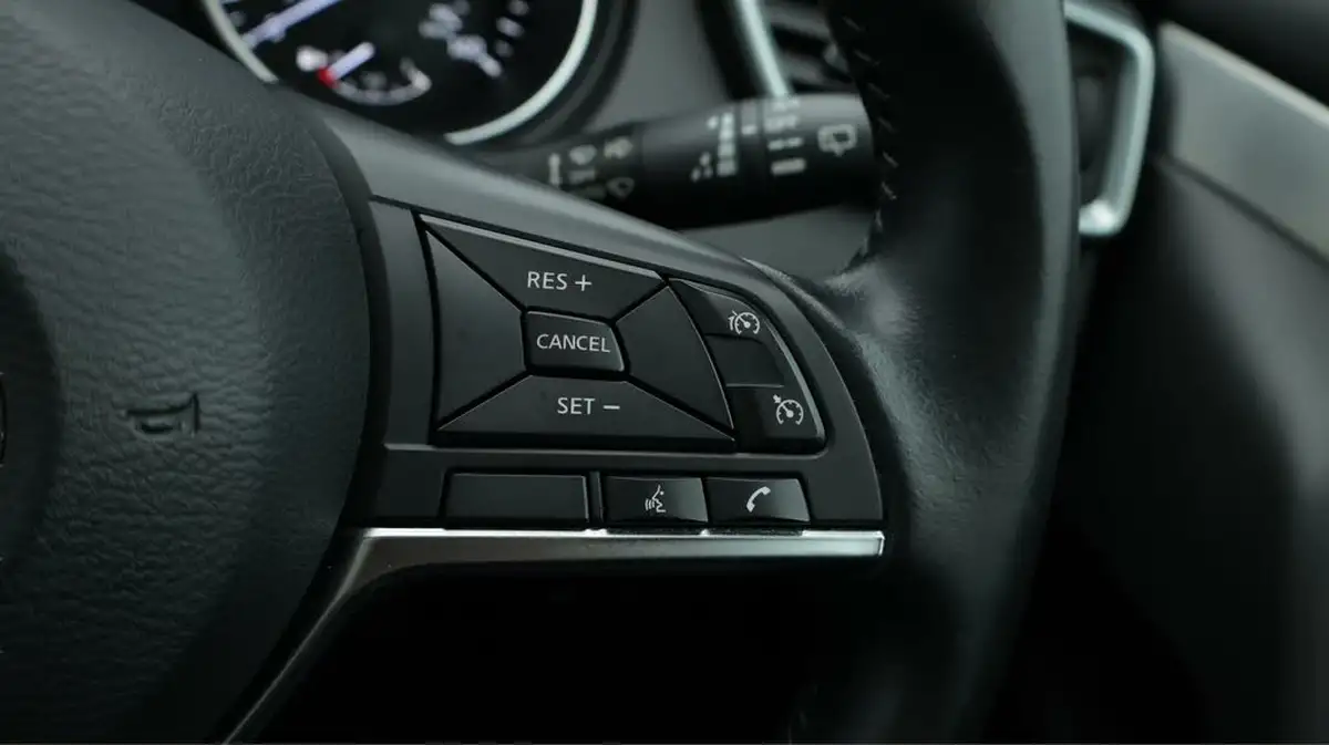 2019-nissan-qashqai-13-dig-t-n-connecta-140ps-big-25