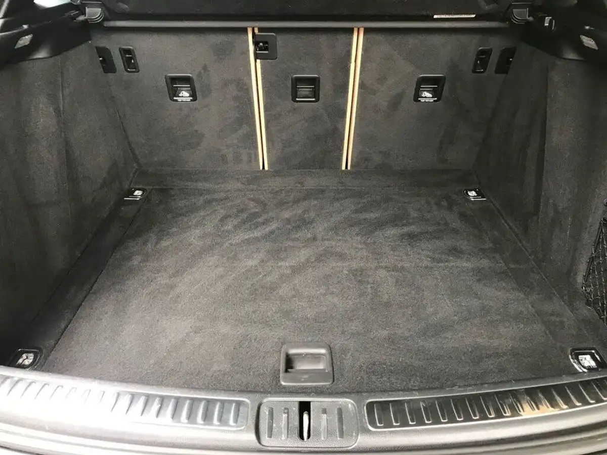 2019-porsche-macan-30-v6-s-big-17