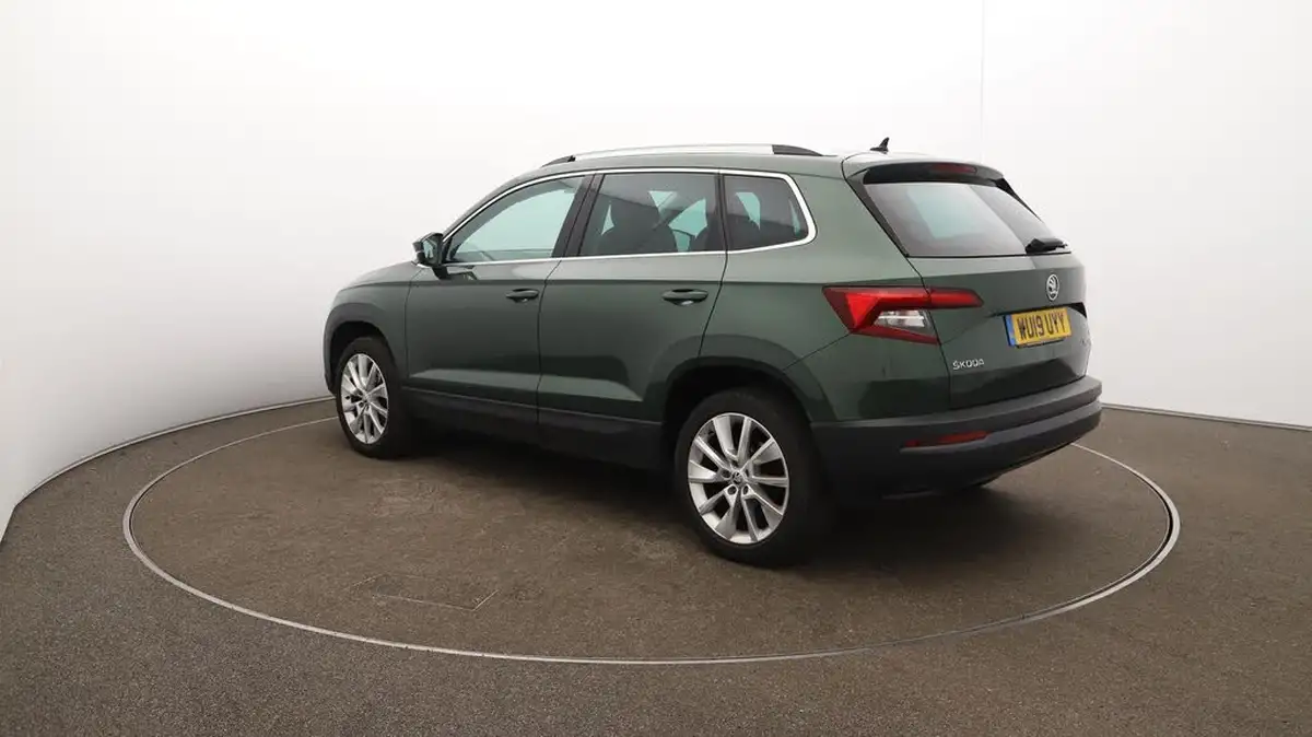 2019-skoda-karoq-15-tsi-se-l-dsg-big-64