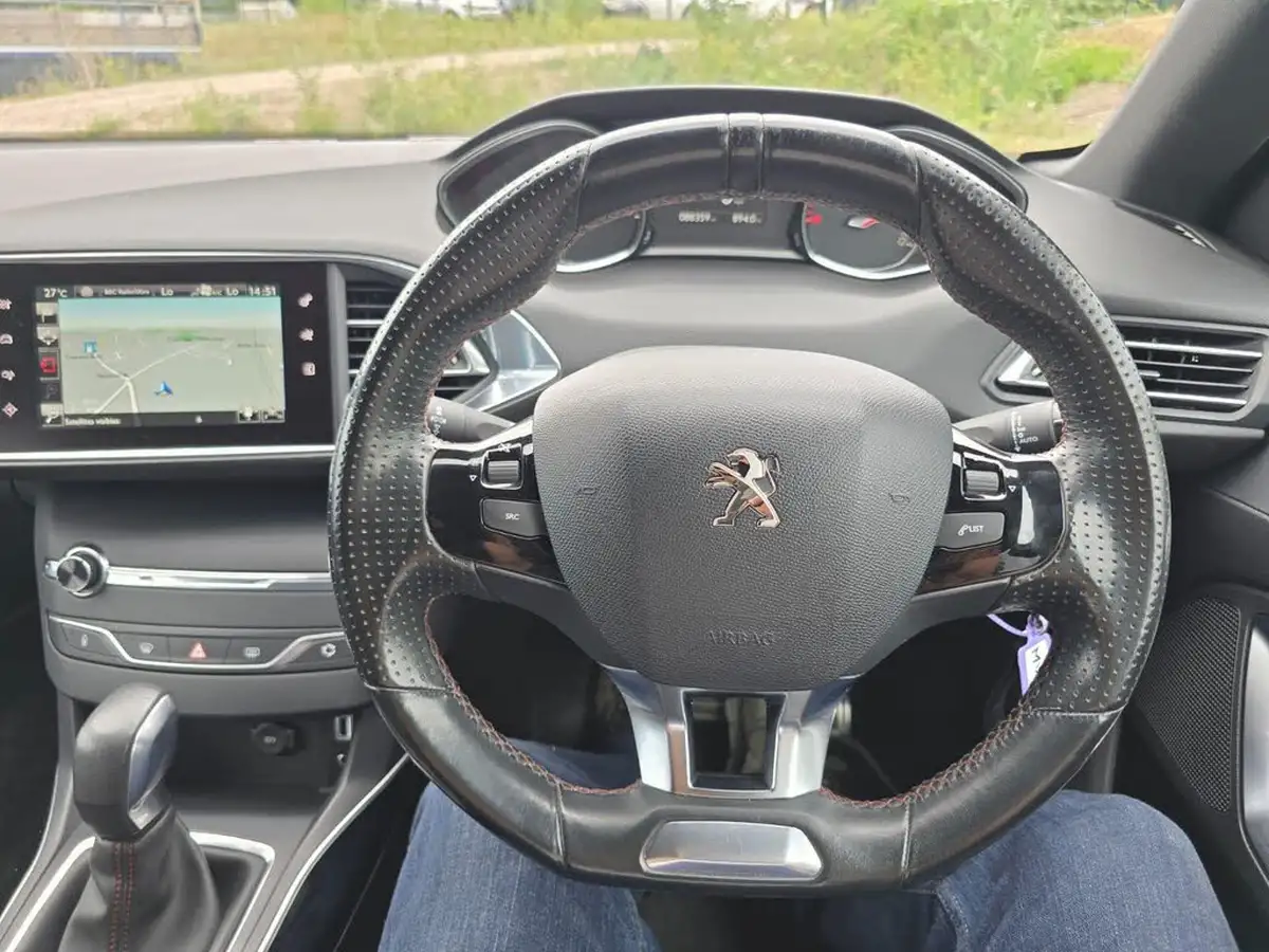 2016-peugeot-308-sw-20-bluehdi-gt-line-eat6-big-40