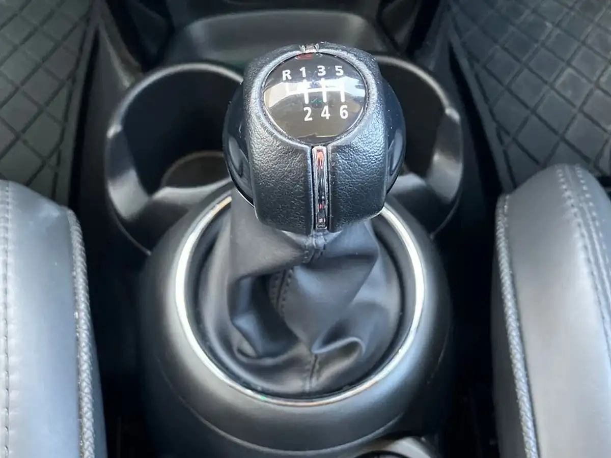 2019-mini-cooper-15-cooper-exclusive-134bhp-hatchback-5d-big-45