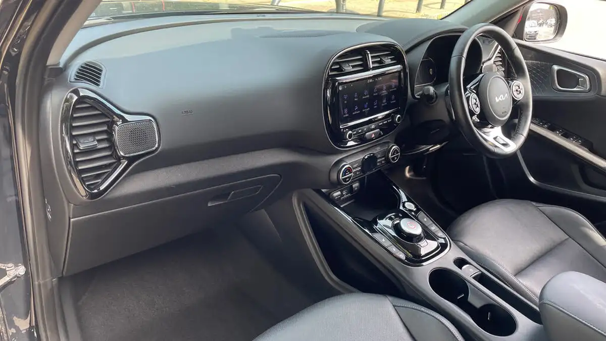 2022-kia-soul-ev-maxx-big-9