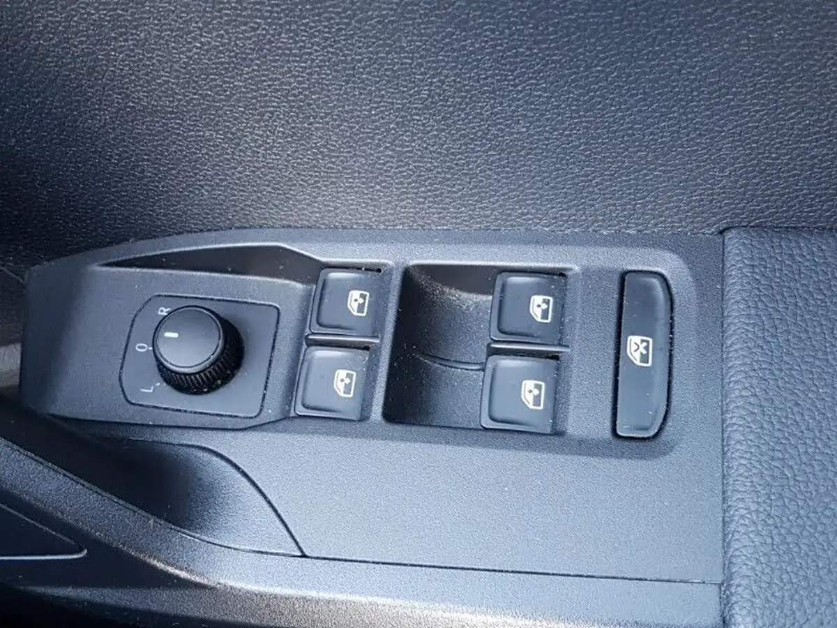 2018-seat-arona-16tdi-se-technology-lux-big-11