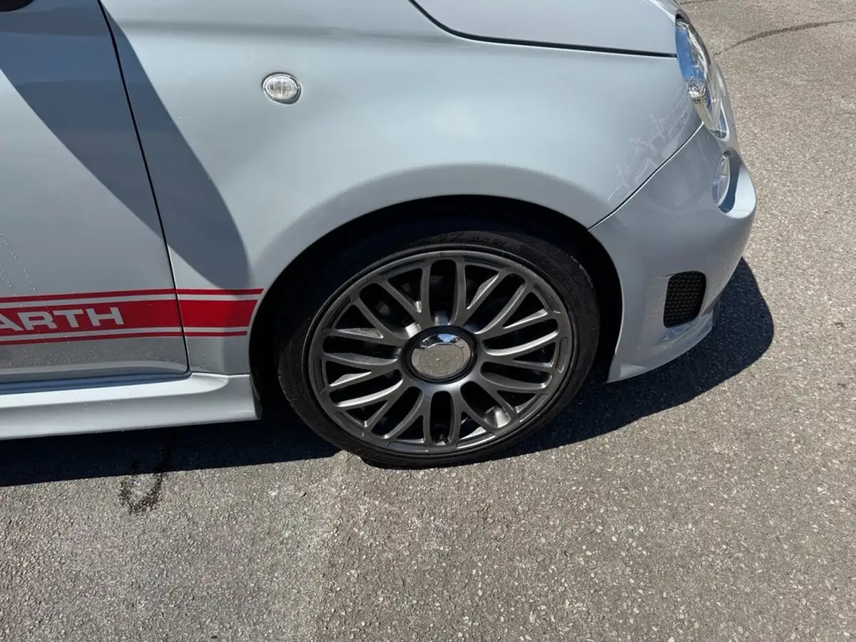 2015-abarth-500-14-big-8