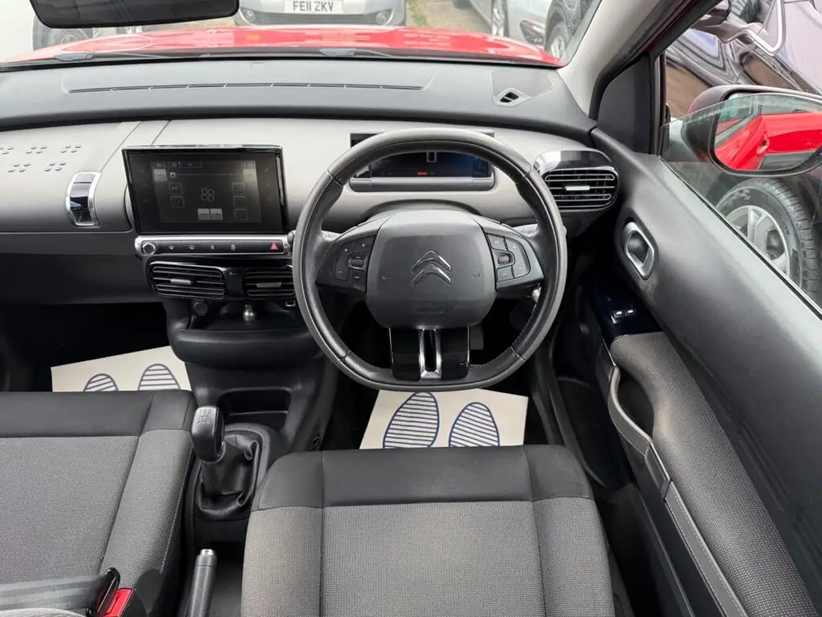 2017-citroen-c4-cactus-12-puretech-feel-edition-big-17