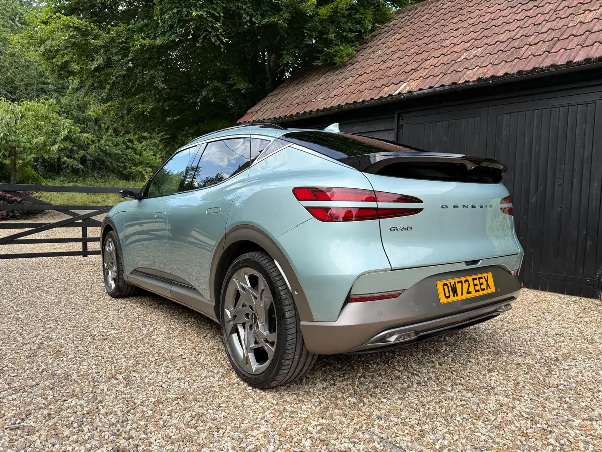 2022-genesis-gv60-e-sport-plus-big-6