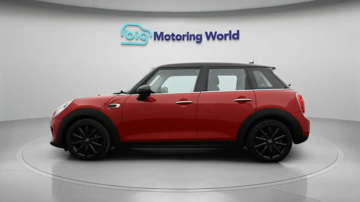 2017-mini-cooper-15-cooper-ss-hatchback-5d-big-4