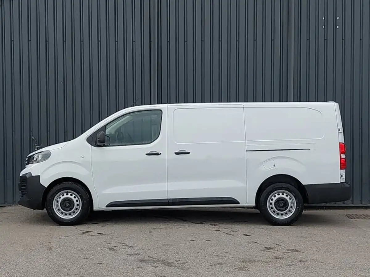 2024-peugeot-expert-15-bluehdi-professional-long-big-3