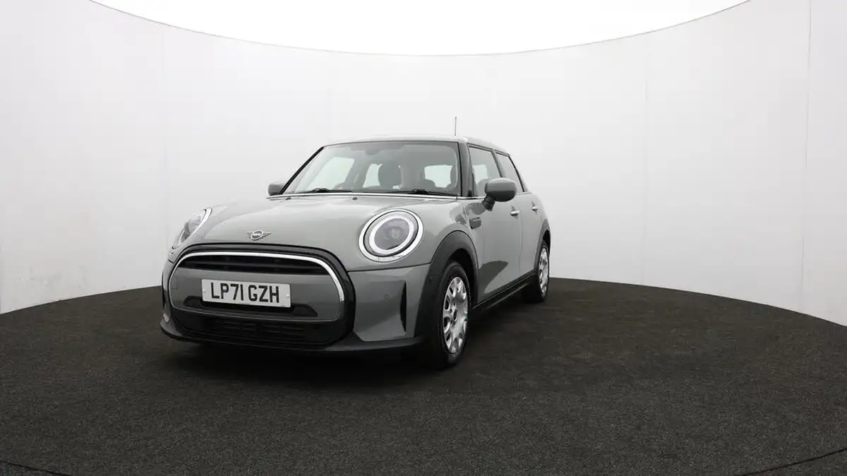 2022-mini-cooper-15-one-classic-5d-big-58