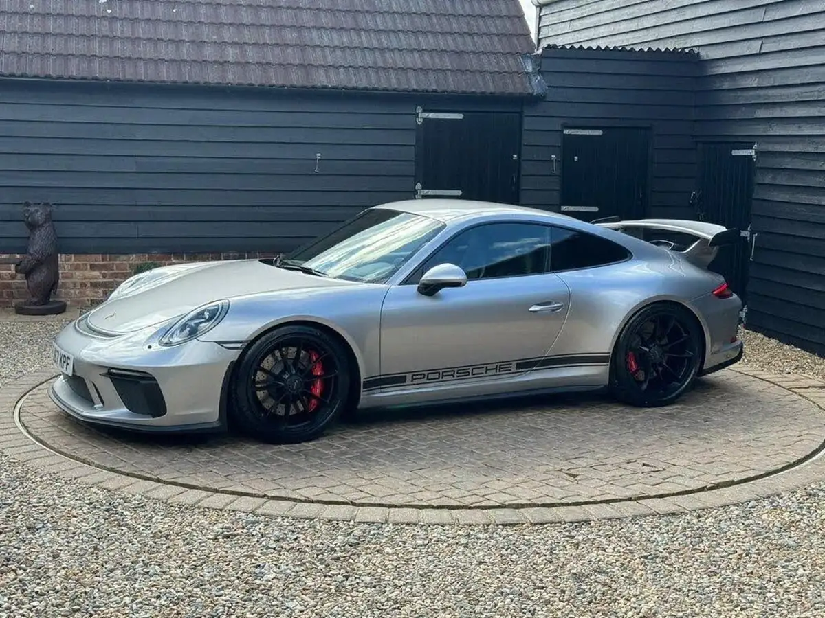2017-porsche-911-40-gt3-pdk-big-36
